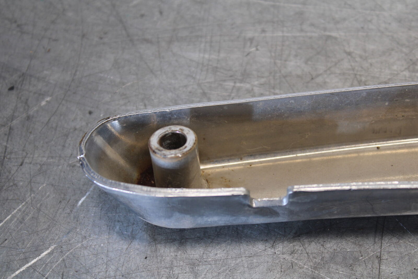 05-09 SUZUKI BOULEVARD C90 REAR BACK FENDER SUPPORT FRAME SUBFRAME BB692