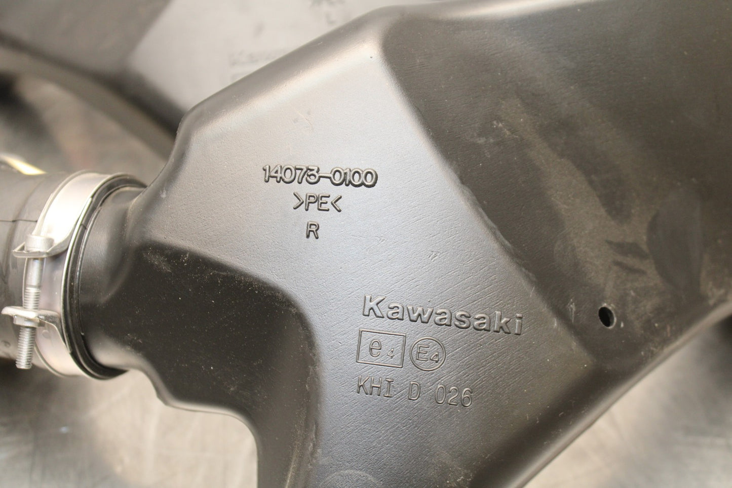 23-24 KAWASAKI NINJA ZX14R NEW!! RIGHT LEFT AIR INTAKE DUCTS BB764