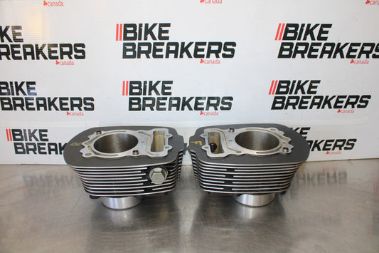 03-17 VICTORY VEGAS ENGINE TOP END CYLINDER SET BB874