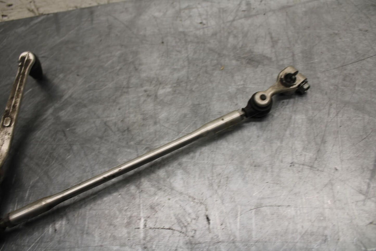 07 YAMAHA YZF R6 SHIFTER LINKAGE SHIFT LINK PEDAL 2C0-18110-01-00 BB495