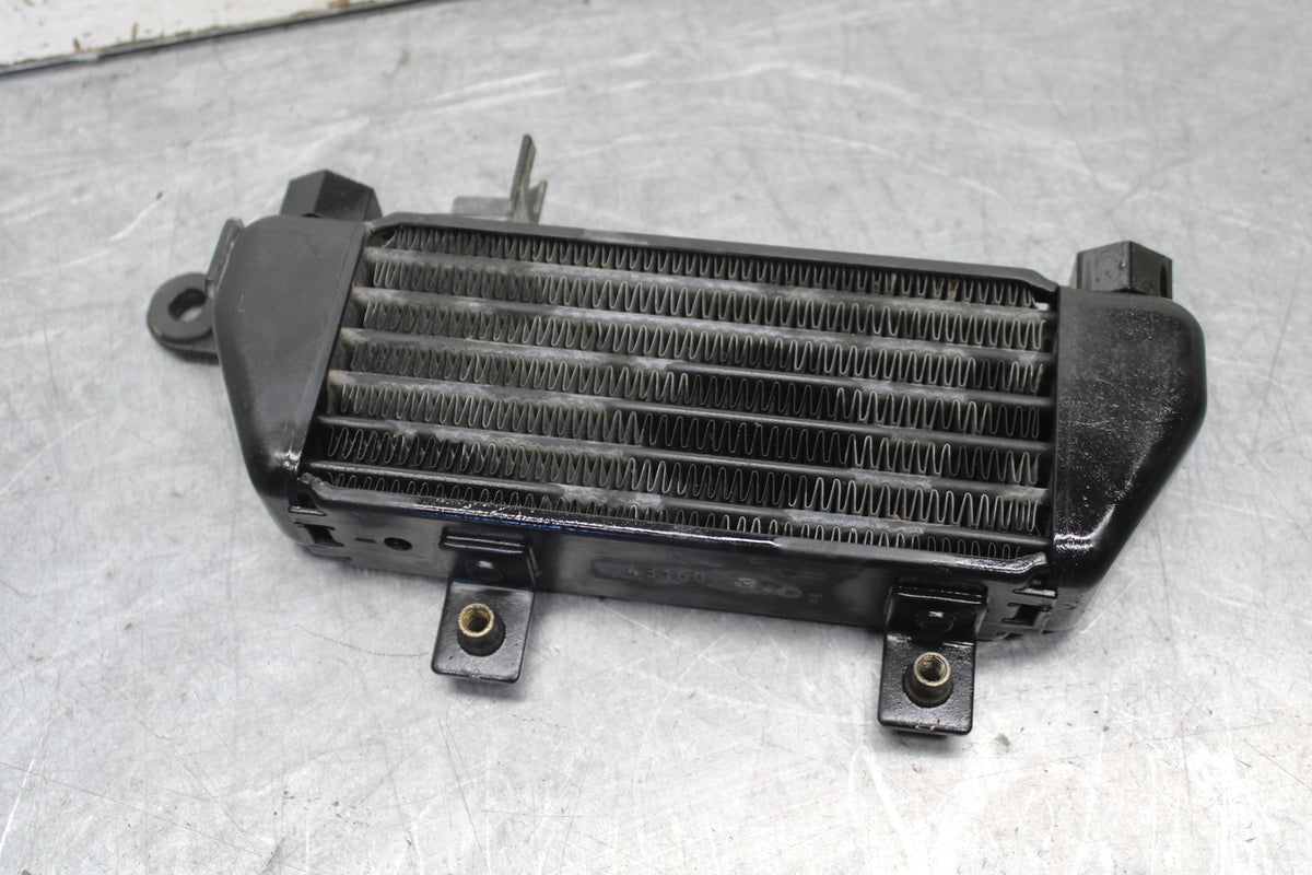 01-06 TRIUMPH TIGER 955I ENGINE MOTOR OIL COOLER  BB693