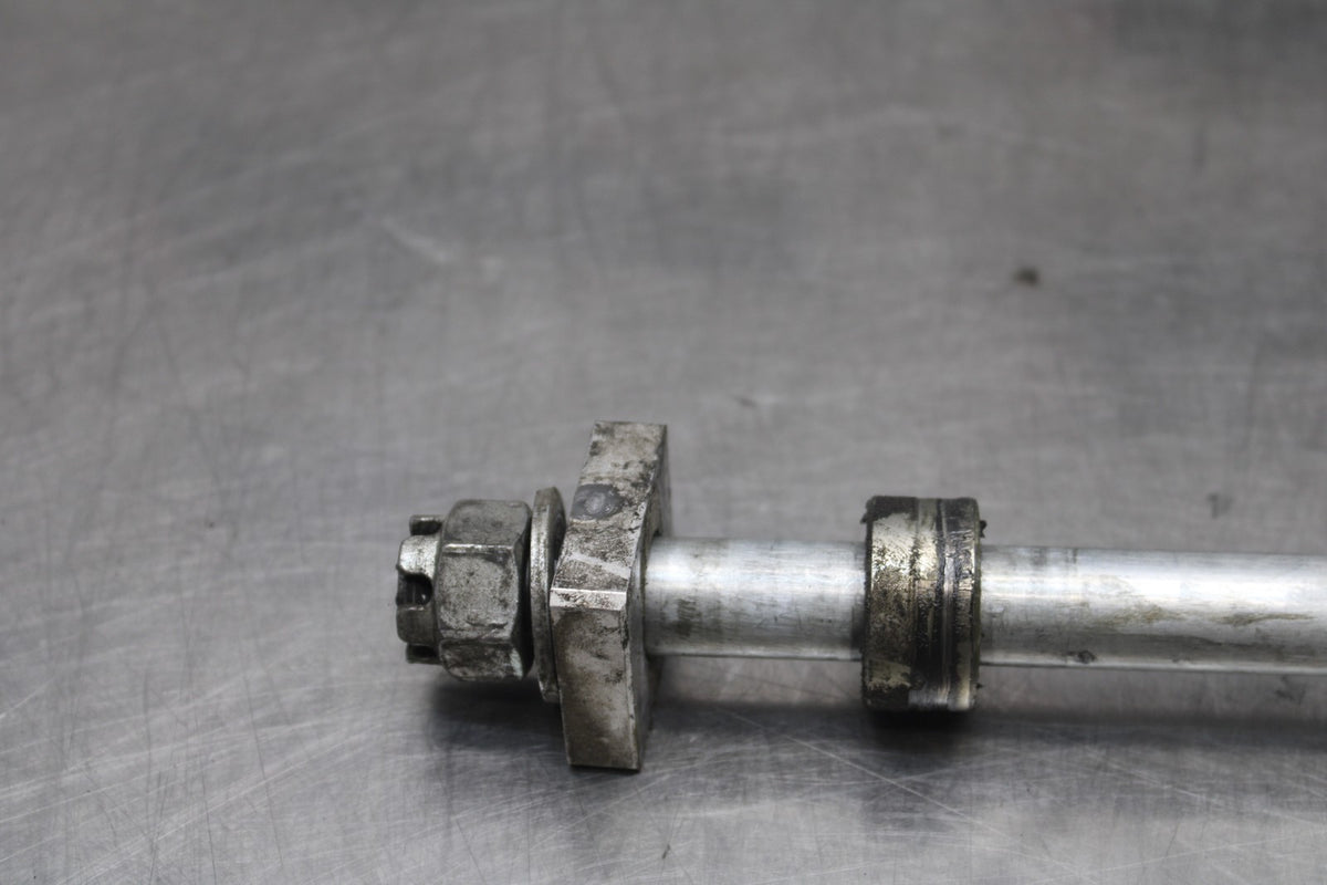 12 KAWASAKI NINJA 650 EX650E REAR AXLE BACK WHEEL RIM PIVOT BOLT AXEL BB926