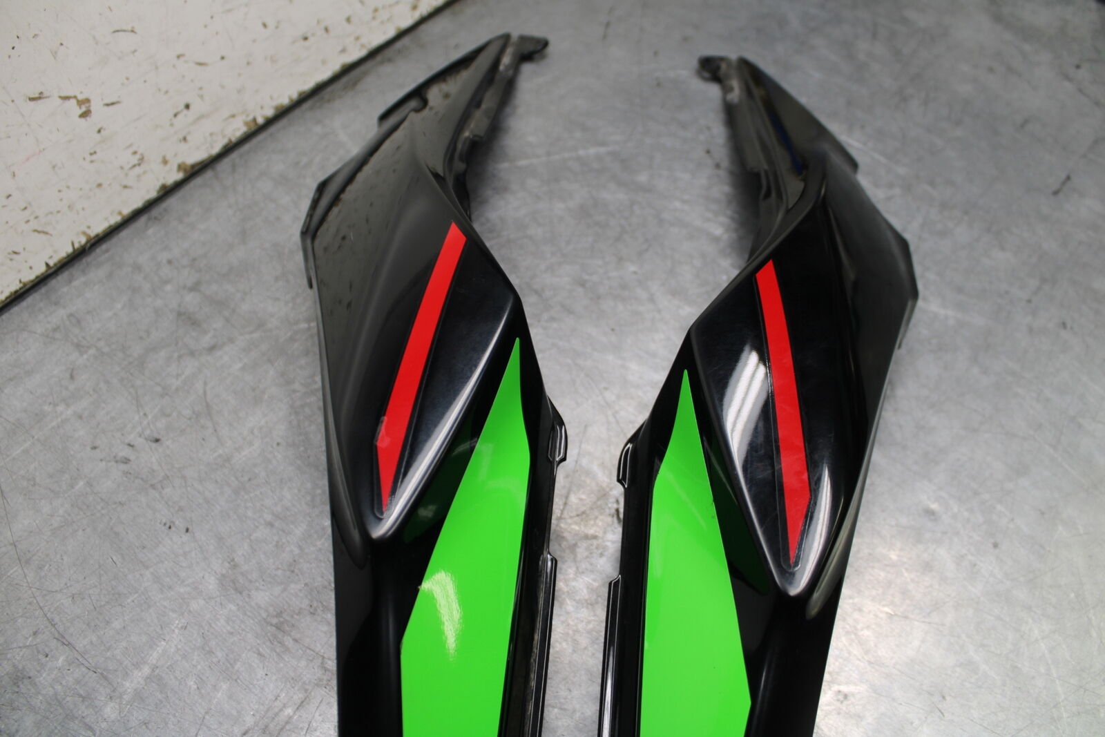 18-24 KAWASAKI NINJA 650 REAR BACK TAIL FAIRING COWL SHROUD SET  BB725