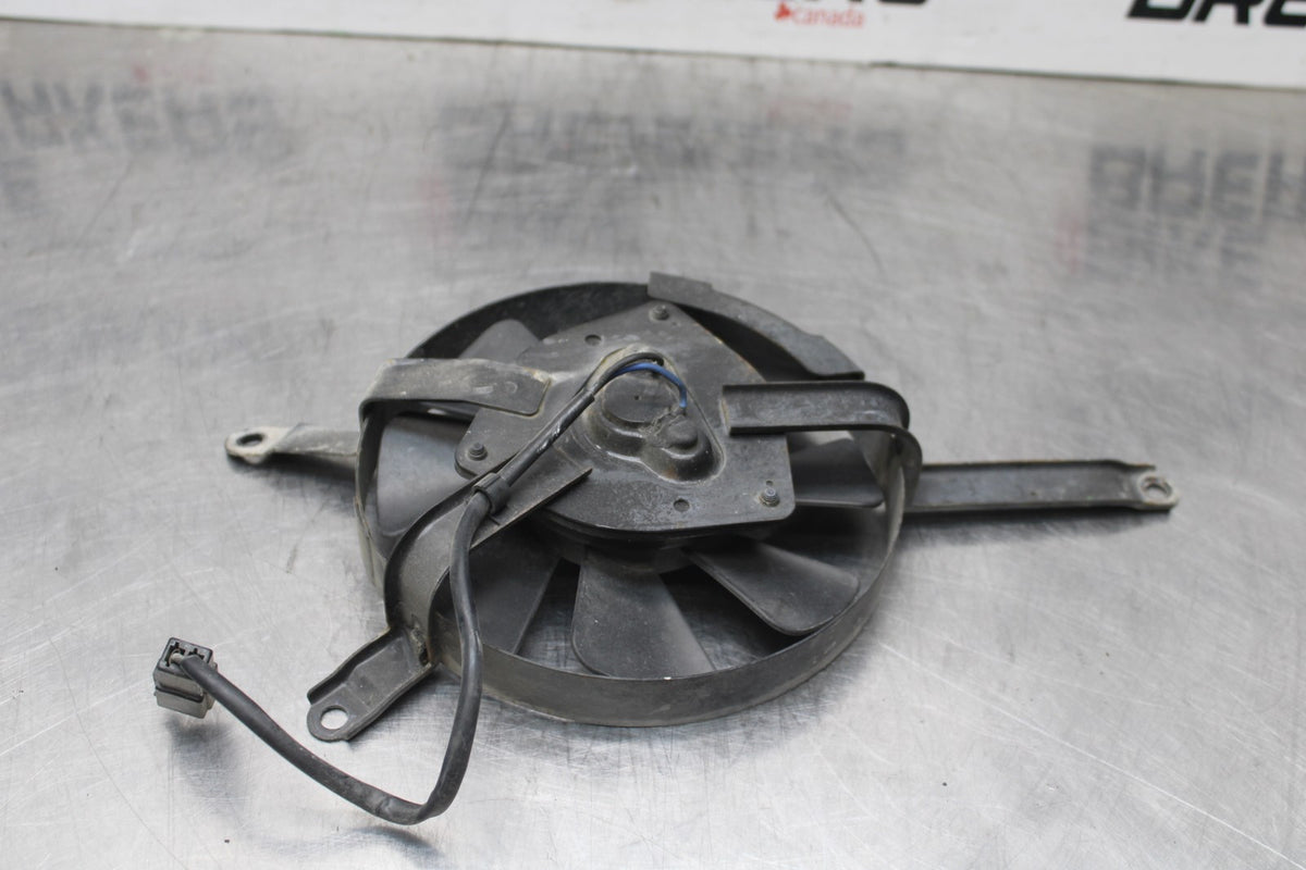 98 KAWASAKI NINJA ZX6 ENGINE RADIATOR COOLING FAN BB870