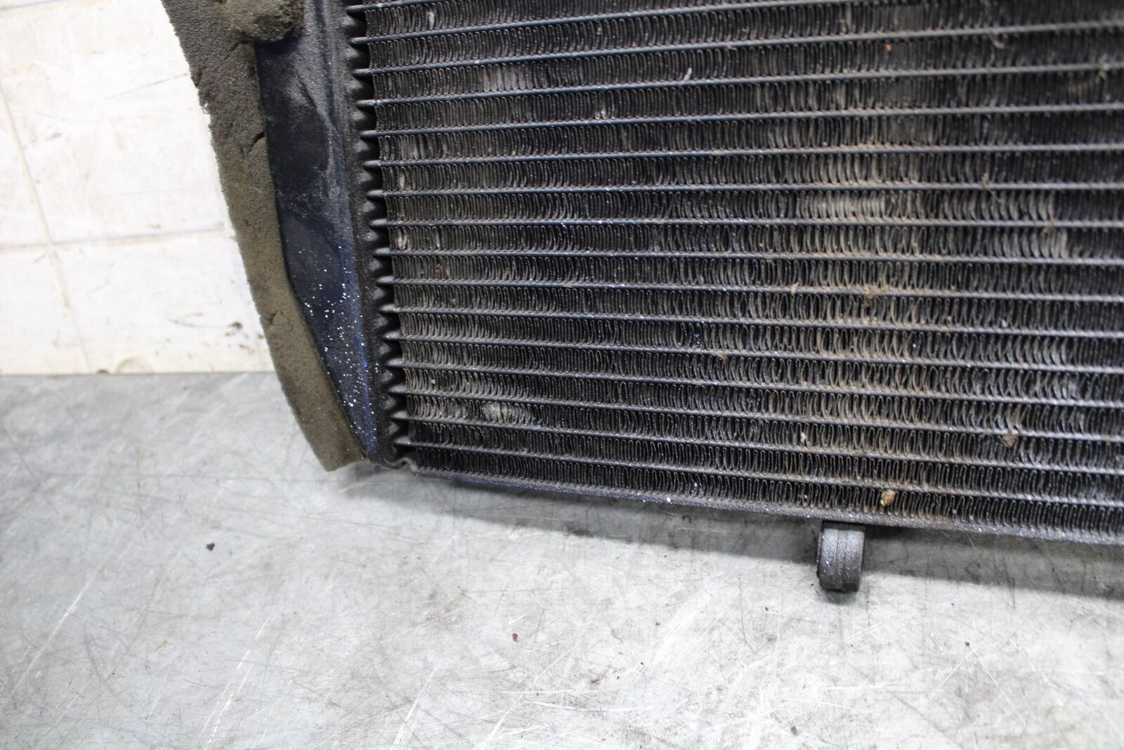 2002 Yamaha YZF R6 ENGINE RADIATOR MOTOR COOLER COOLING RADIATER BB545