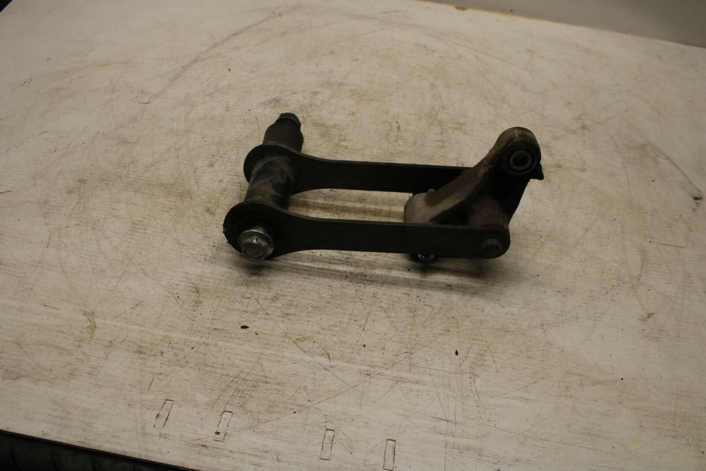 06-21 KAWASAKI VULCAN 900 REAR BACK SHOCK LINK BB363