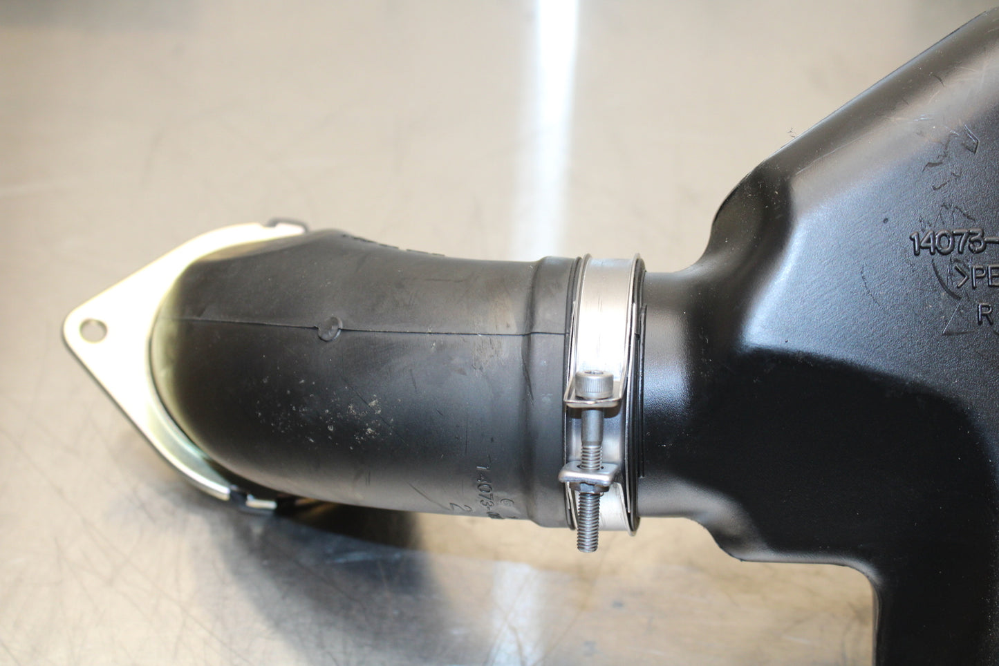 23-24 KAWASAKI NINJA ZX14R NEW!! RIGHT LEFT AIR INTAKE DUCTS BB141