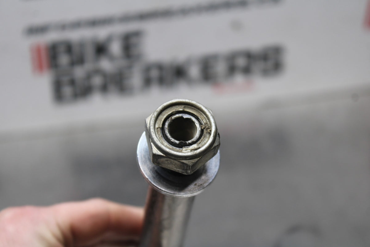 18 YAMAHA SUPER TENERE REAR AXLE BACK WHEEL RIM PIVOT BOLT AXEL BB832