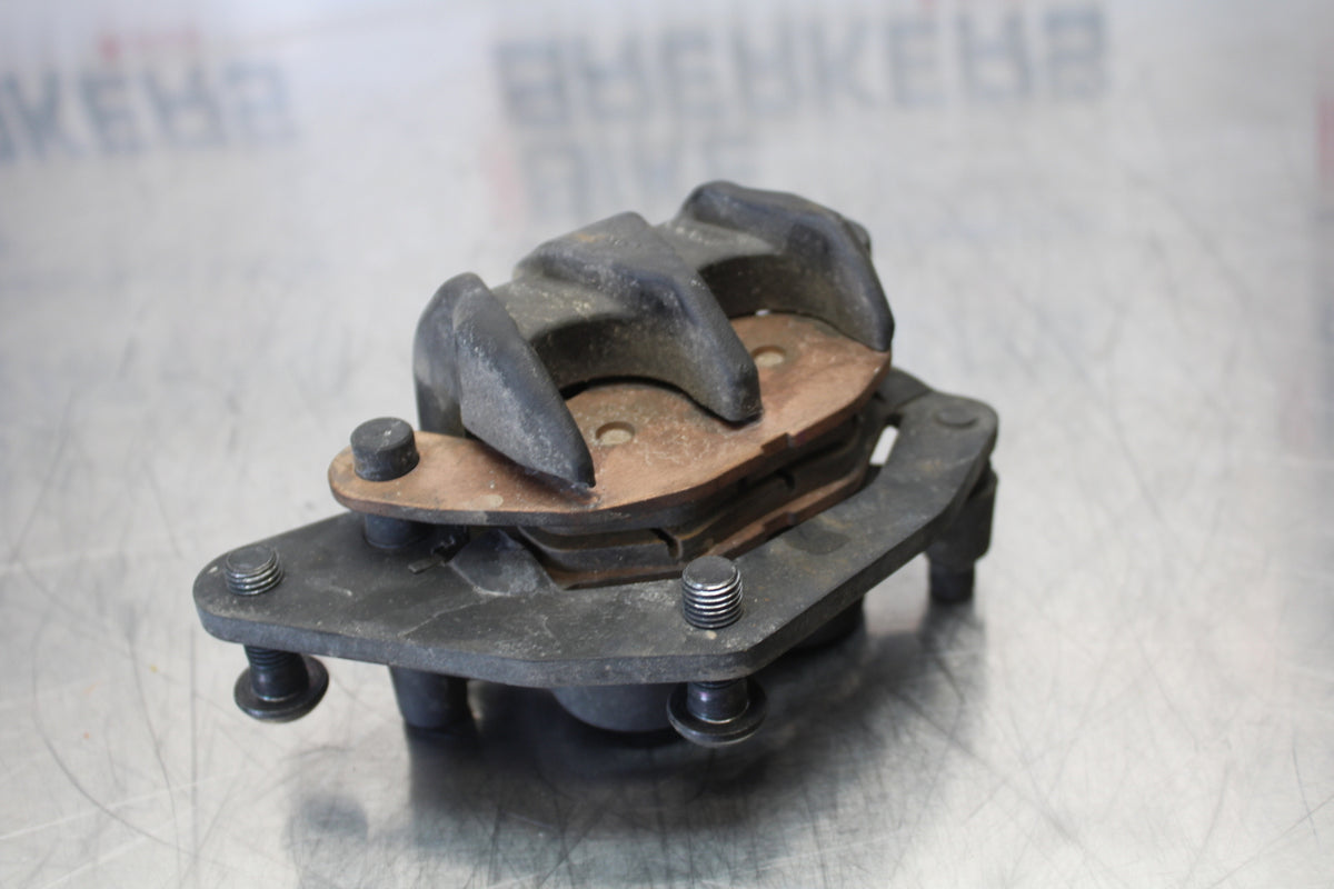 23 YAMAHA YZF R3 RIGHT FRONT BRAKE CALIPER BB147