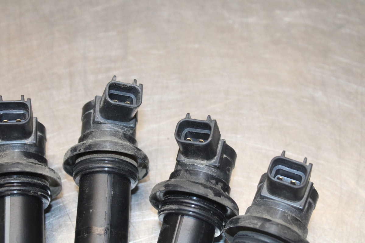 03 YAMAHA YZF R1 IGNITION COILS COIL SPARK PLUG CAPS BB895