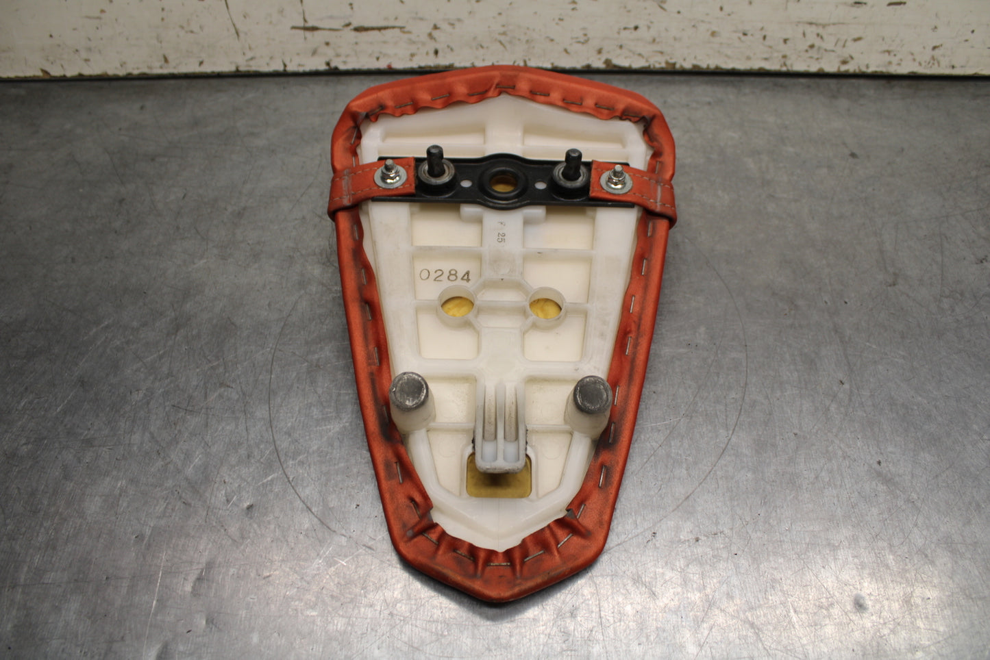 12-13 KAWASAKI Z1000 REAR BACK PASSENGER TANDEM SEAT PAD SADDLE PILLION BB743