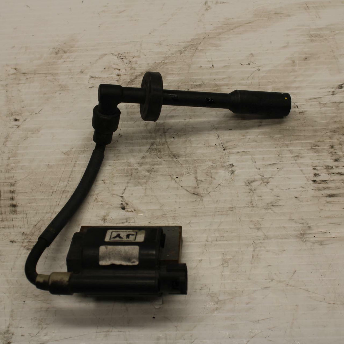 18-20 HUSQVARNA VITPILEN 401 IGNITION COIL SPARK PLUG CAP  BB248