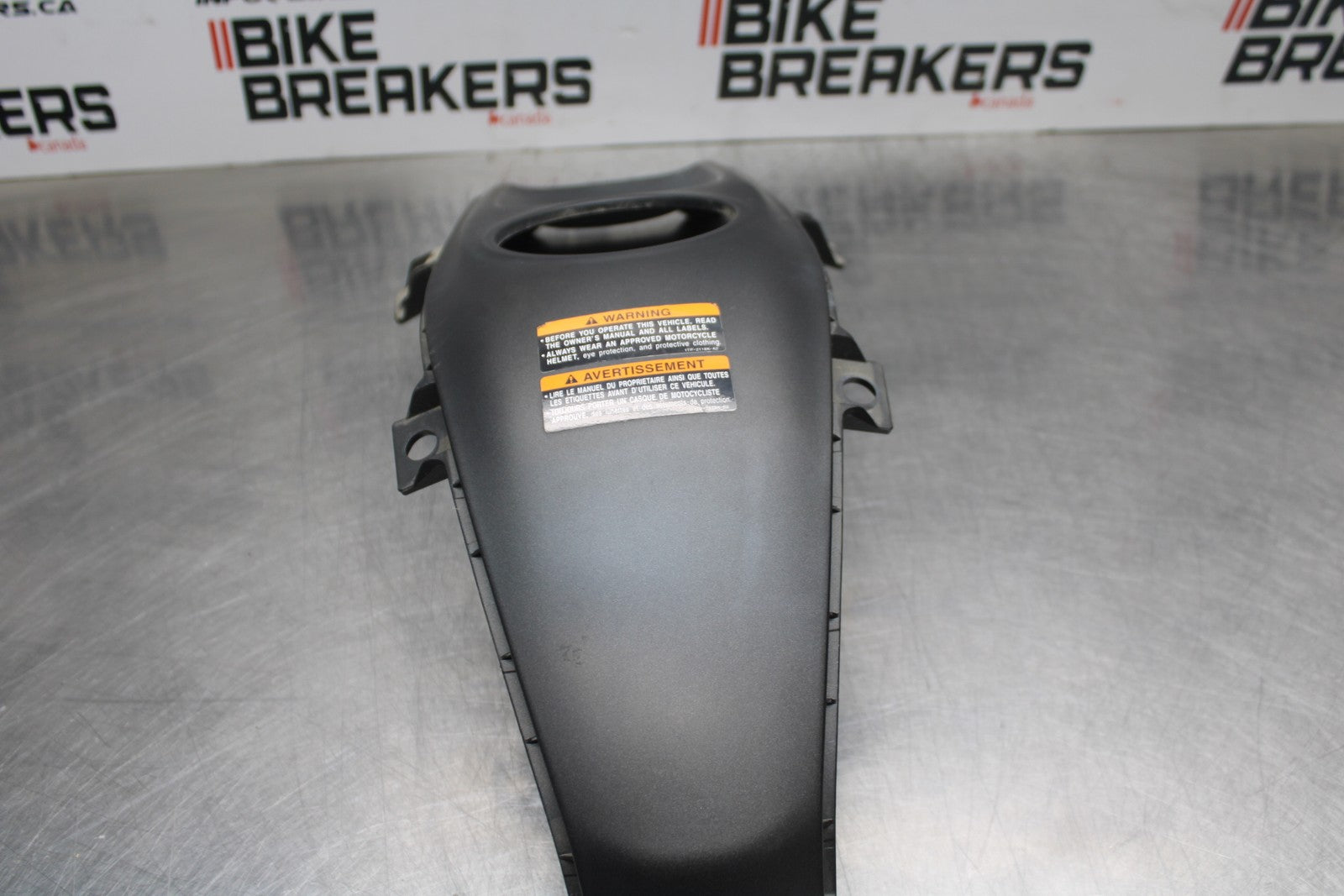 22-25 YAMAHA YZF R7 GAS TANK FUEL CELL COVER FAIRING COWL BB769
