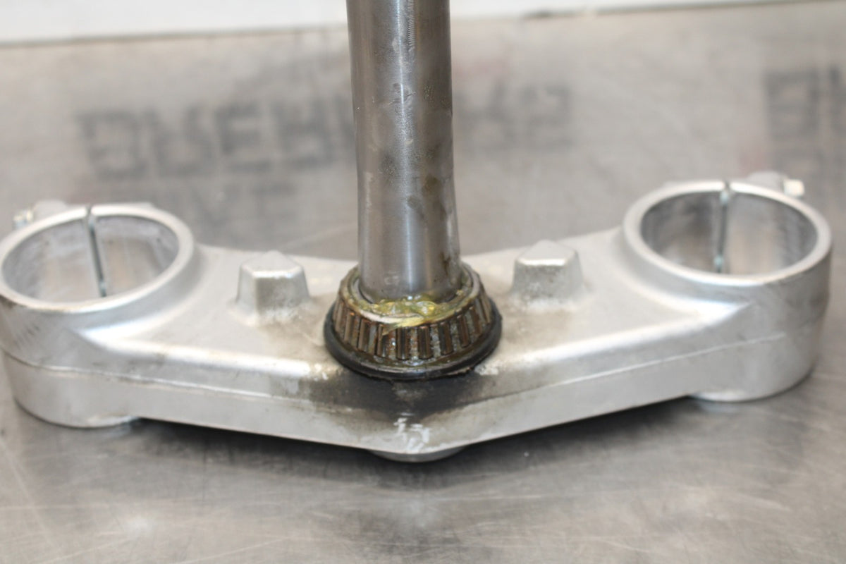 18 YAMAHA SUPER TENERE FRONT FORKS CLAMP LOWER TRIPLE TREE STEM BB832