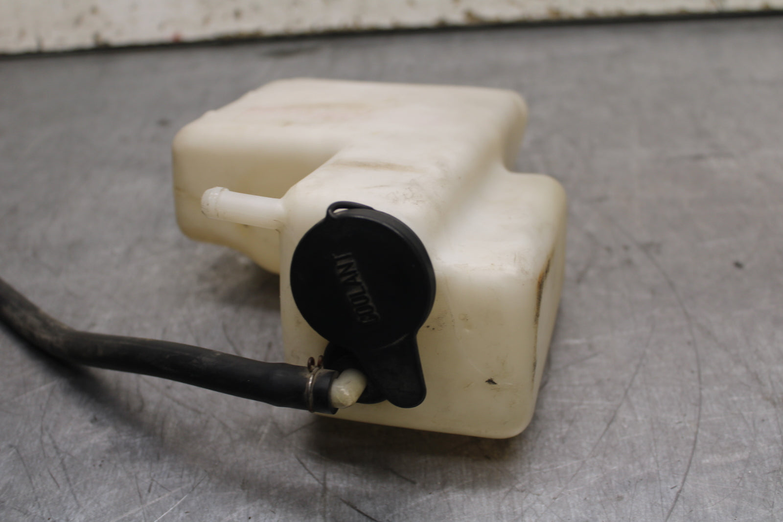 82-83 HONDA V45 MAGNA COOLANT WATER TANK RESERVOIR BOTTLE BB107