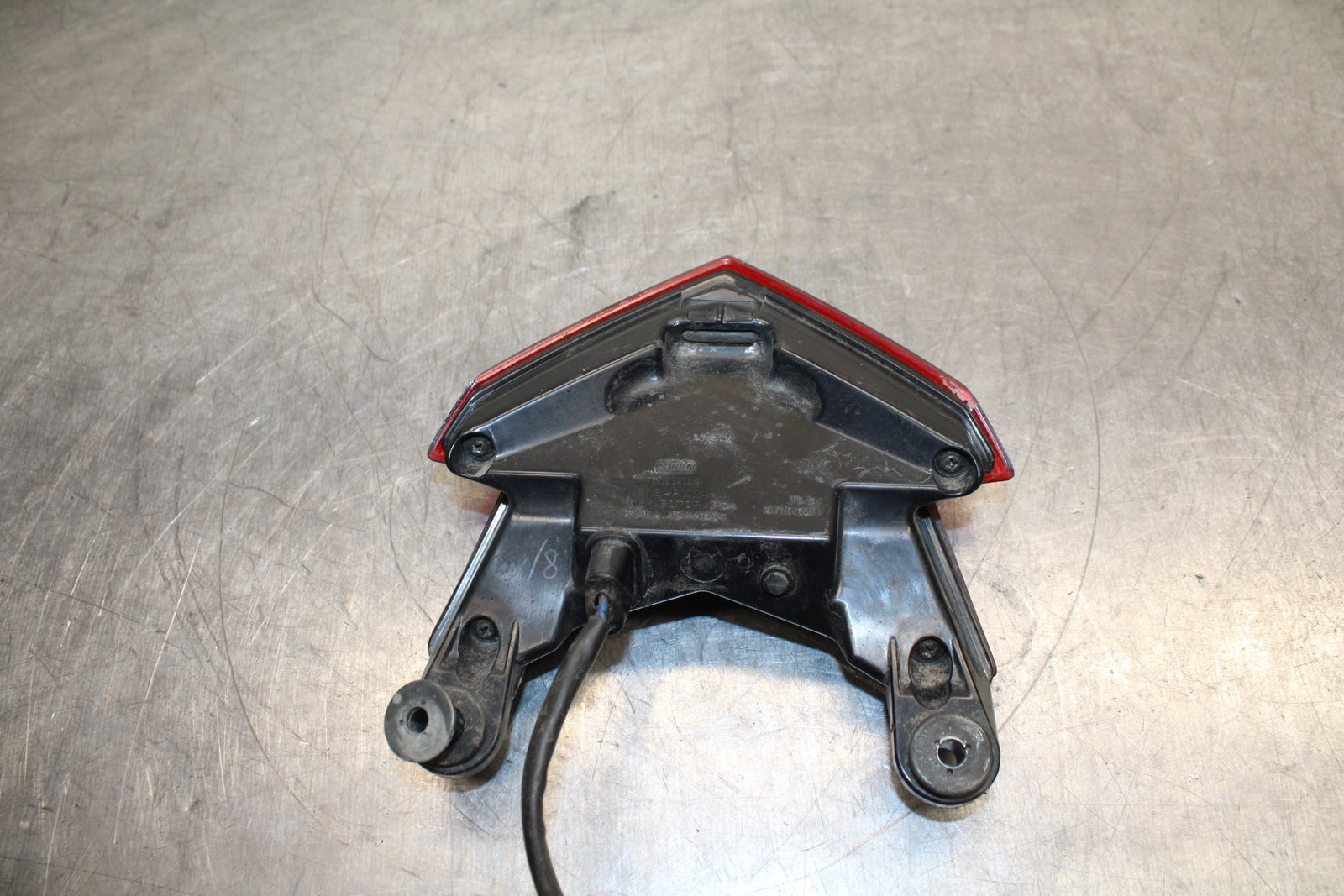 13-17 KAWASAKI NINJA ZX6R ZX636E REAR TAIL TAILLIGHT BACK BRAKE LIGHT BB735