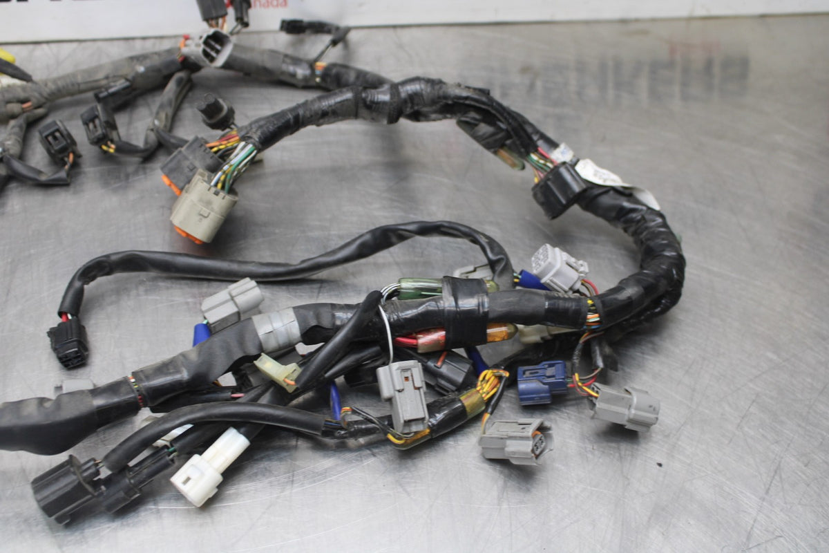 11-26 SUZUKI GSXR750 MAIN ENGINE WIRING HARNESS MOTOR WIRE LOOM BB900