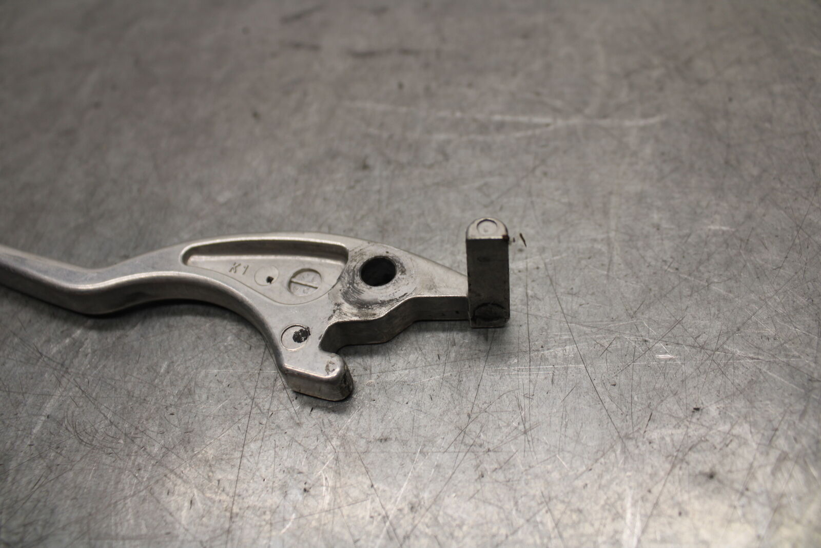 15-17 YAMAHA YZF R3 RIGHT CLIPON HANDLEBAR BRAKE LEVER BB651