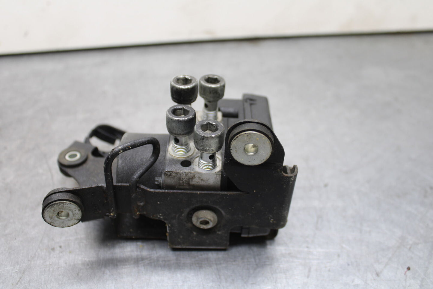 13-18 KAWASAKI NINJA ZX6R ABS PUMP UNIT MODULE BB118