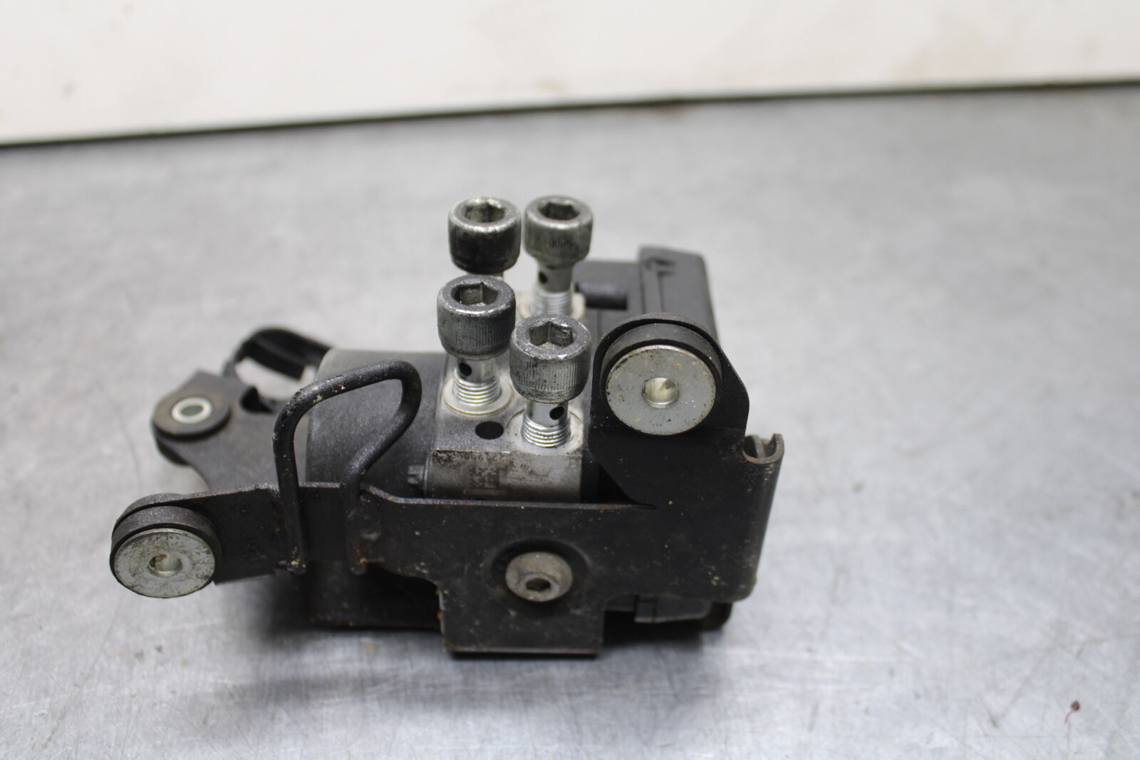 13-18 KAWASAKI NINJA ZX6R ABS PUMP UNIT MODULE BB118