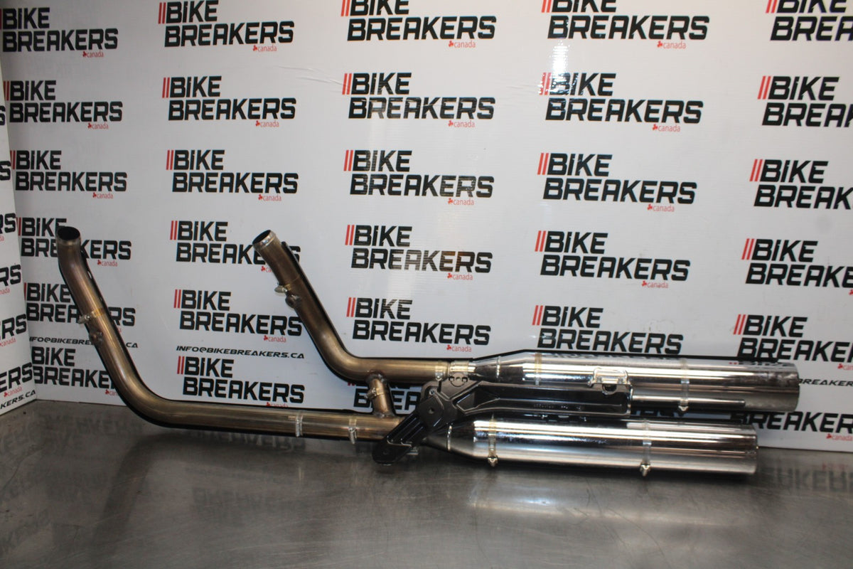 22 HARLEY-DAVIDSON SOFTAIL EXHAUST PIPE BB859