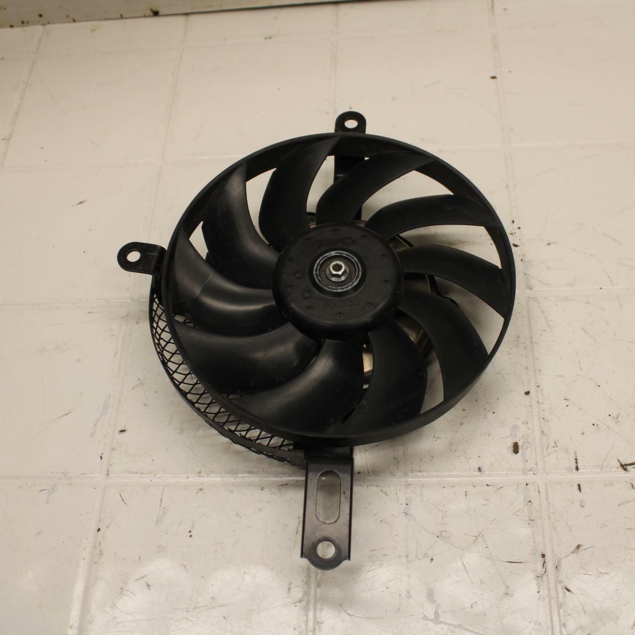 13 SUZUKI GSXR750 ENGINE RADIATOR COOLING FAN BB17