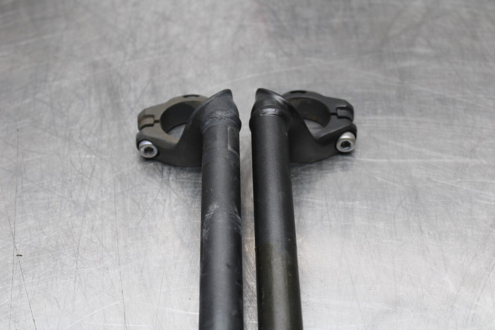 18-23 KAWASAKI NINJA 400 EX400 ABS LEFT RIGHT CLIP ON HANDLEBARS PAIR SET BB177