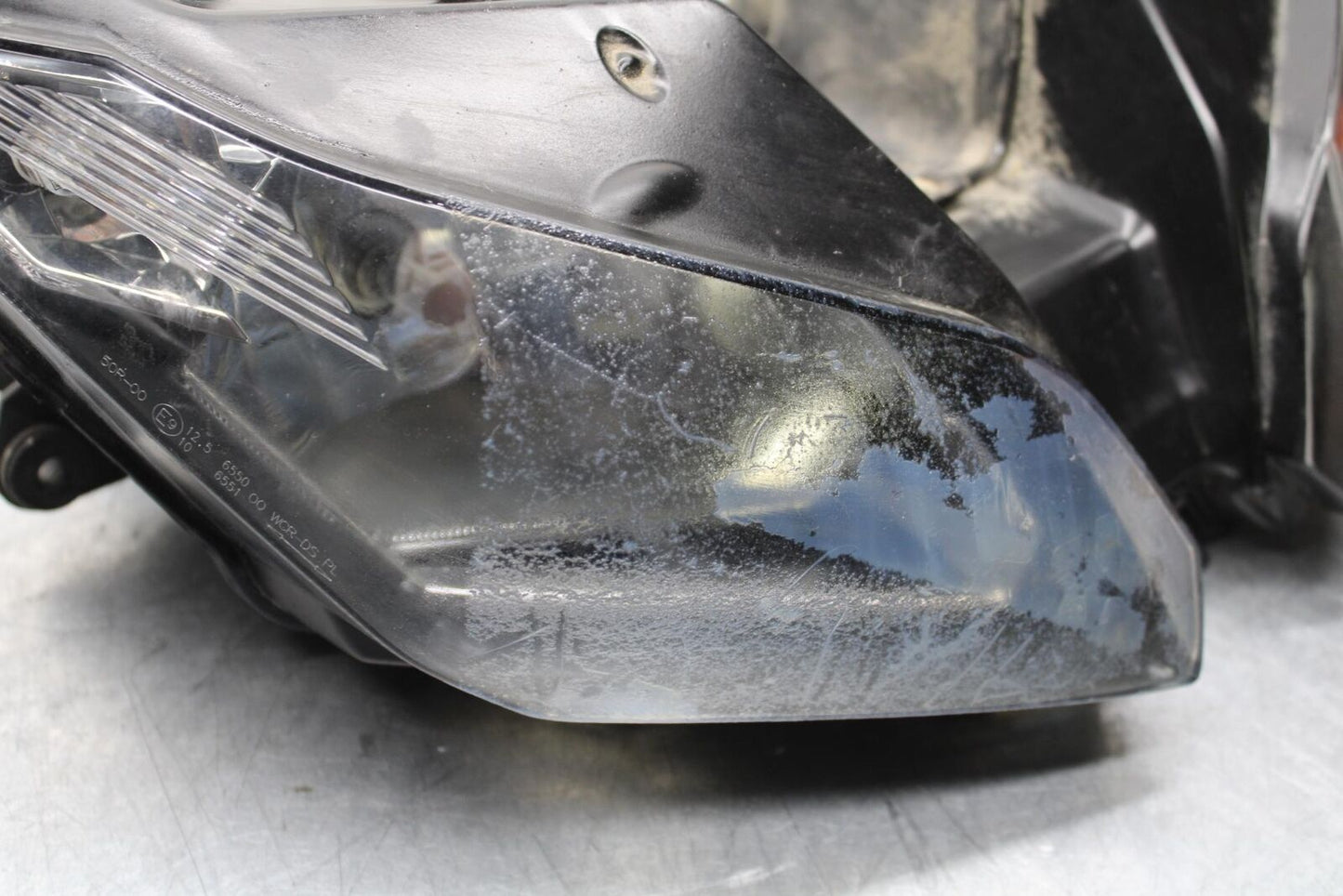 2015 Kawasaki Ninja 300 EX300 FRONT HEADLIGHT HEAD LIGHT LAMP 23007-0174 BB61