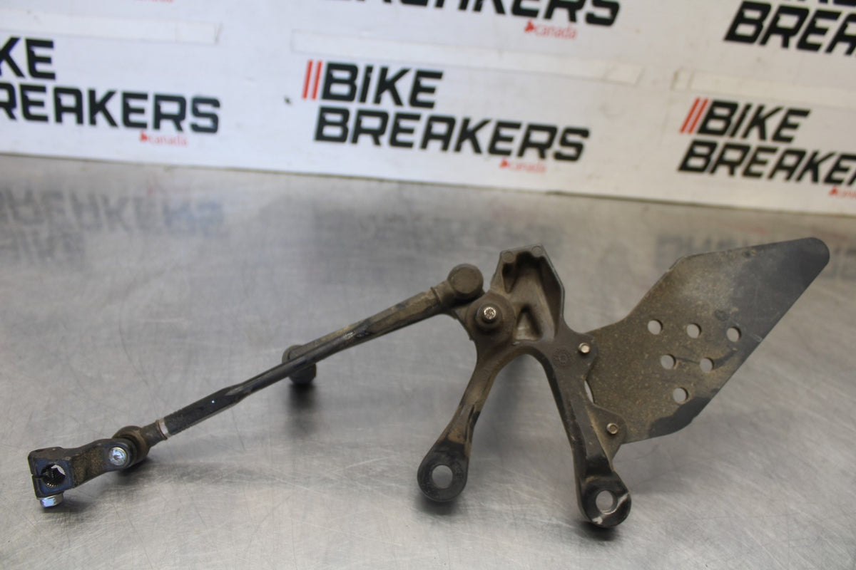 07-08 KAWASAKI NINJA ZX6R LEFT REARSET REAR SET FOOT PEG W SHIFTER BB937