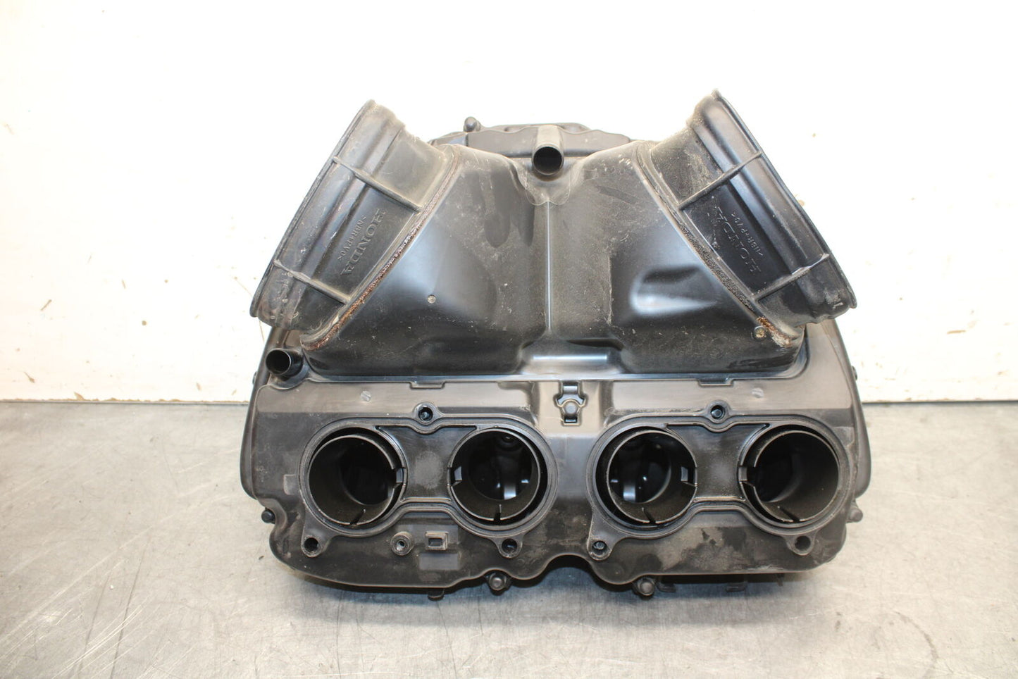 17-21 HONDA CBR1000RR SP AIRBOX AIR INTAKE FILTER BOX BB681