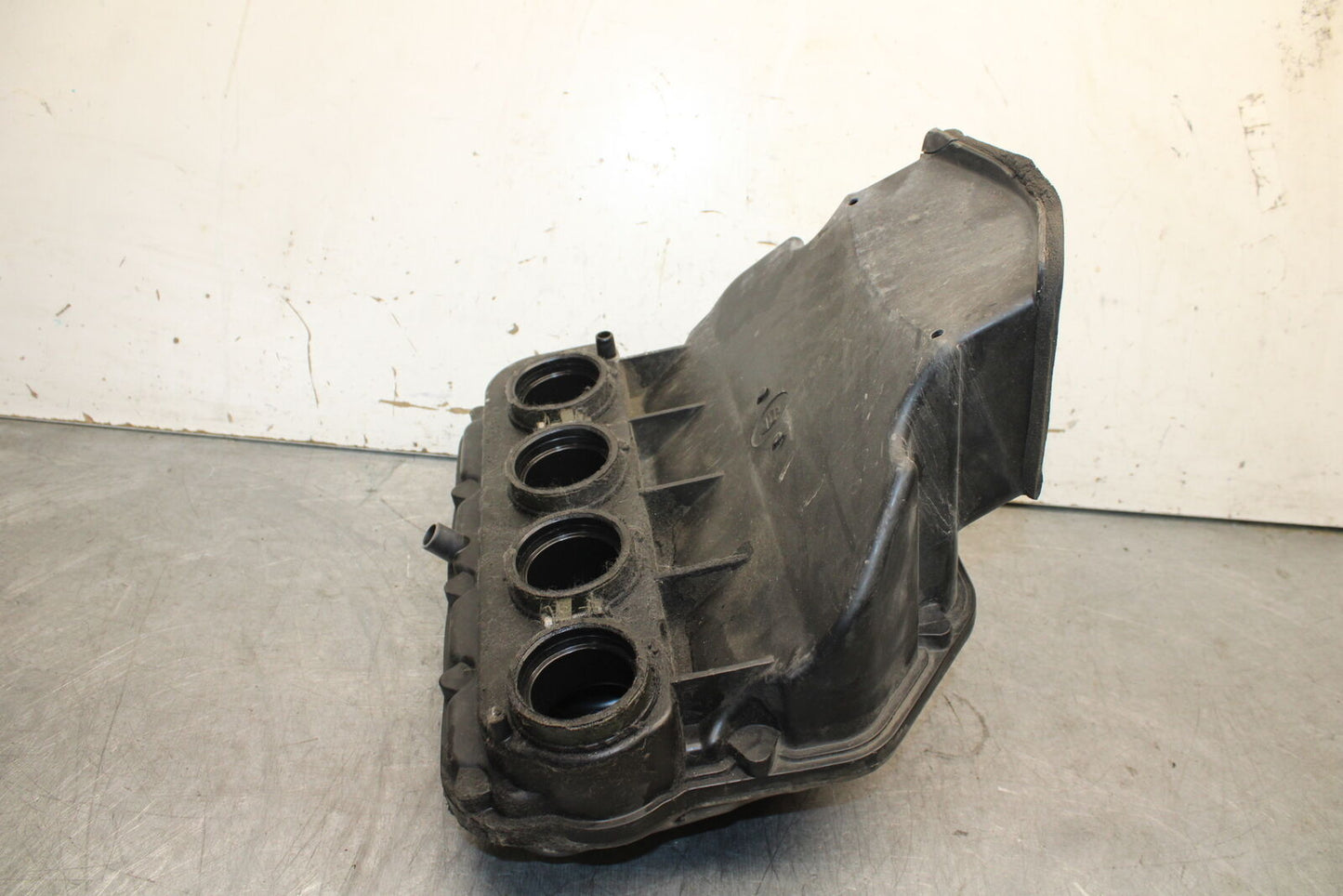 03-04 KAWASAKI NINJA ZX6RR AIRBOX AIR INTAKE FILTER BOX BB684