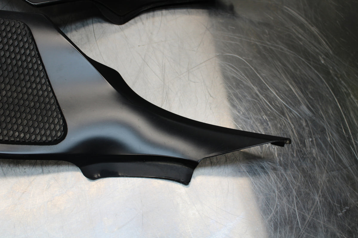 13-18 KAWASAKI NINJA ZX6R RIGHT LEFT GAS TANK PANELS COVERS TRIM SET COWLS BB143