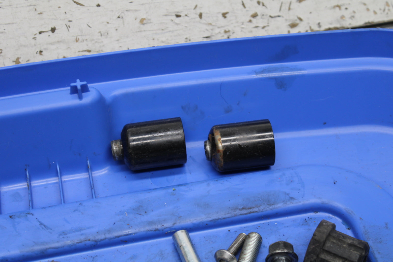 13-17 KAWASAKI NINJA ZX6R ZX636E MOUNTING BOLTS HARDWARE MOTOR SCREWS BB735