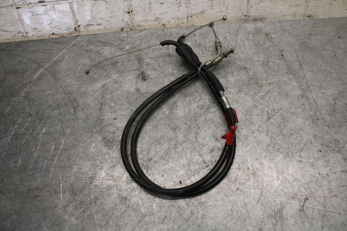 2003 Yamaha YZF R1 THROTTLE CABLES LINES 5PW-26302-00-00 BB50