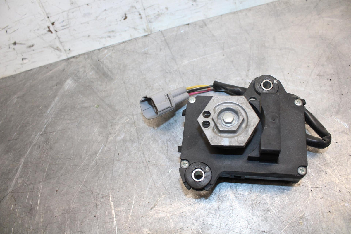 11-21 SUZUKI GSXR750 EXHAUST VALVE SERVO MOTOR BB486