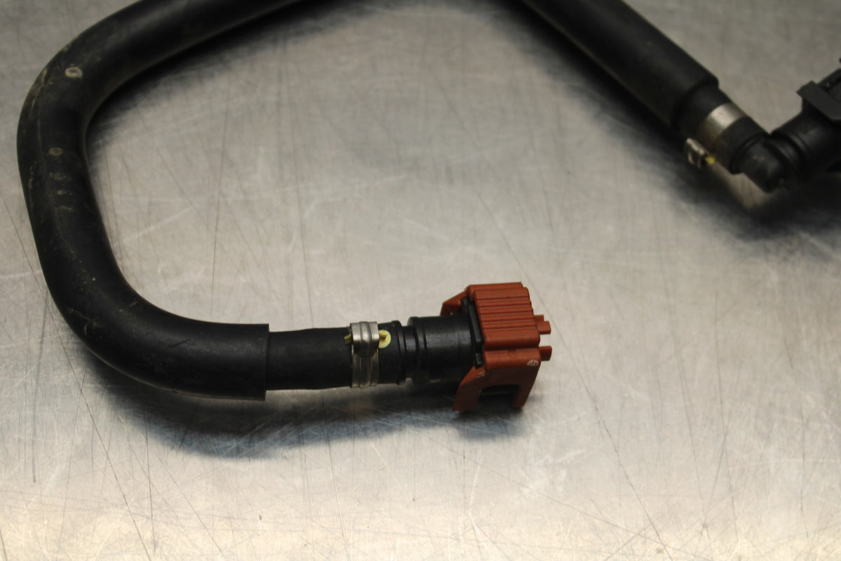 17-18 YAMAHA YZF R3 FUEL HOSE GAS LINE TUBE PIPE BB788