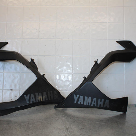 17-18 YAMAHA YZF R3 LOWER BOTTOM BELLY FAIRING COWL BB438 