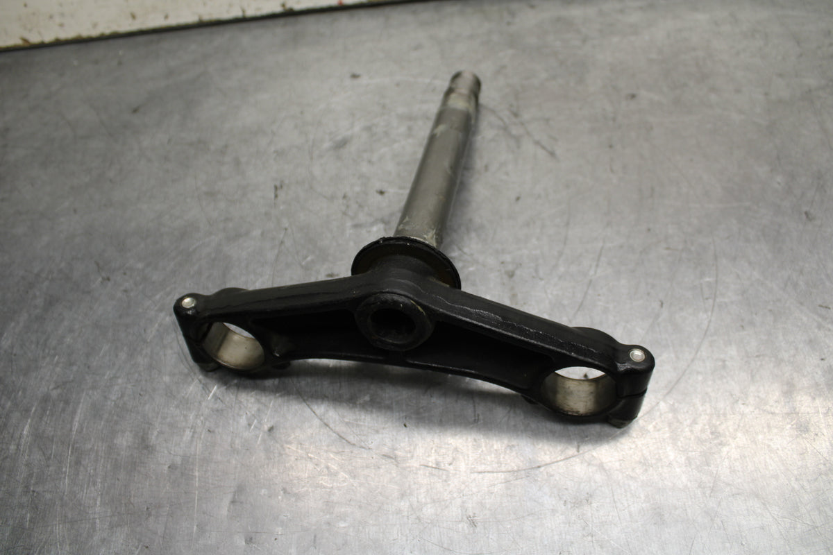 15-16 HONDA CB300F FRONT FORKS CLAMP LOWER TRIPLE TREE STEM BB740