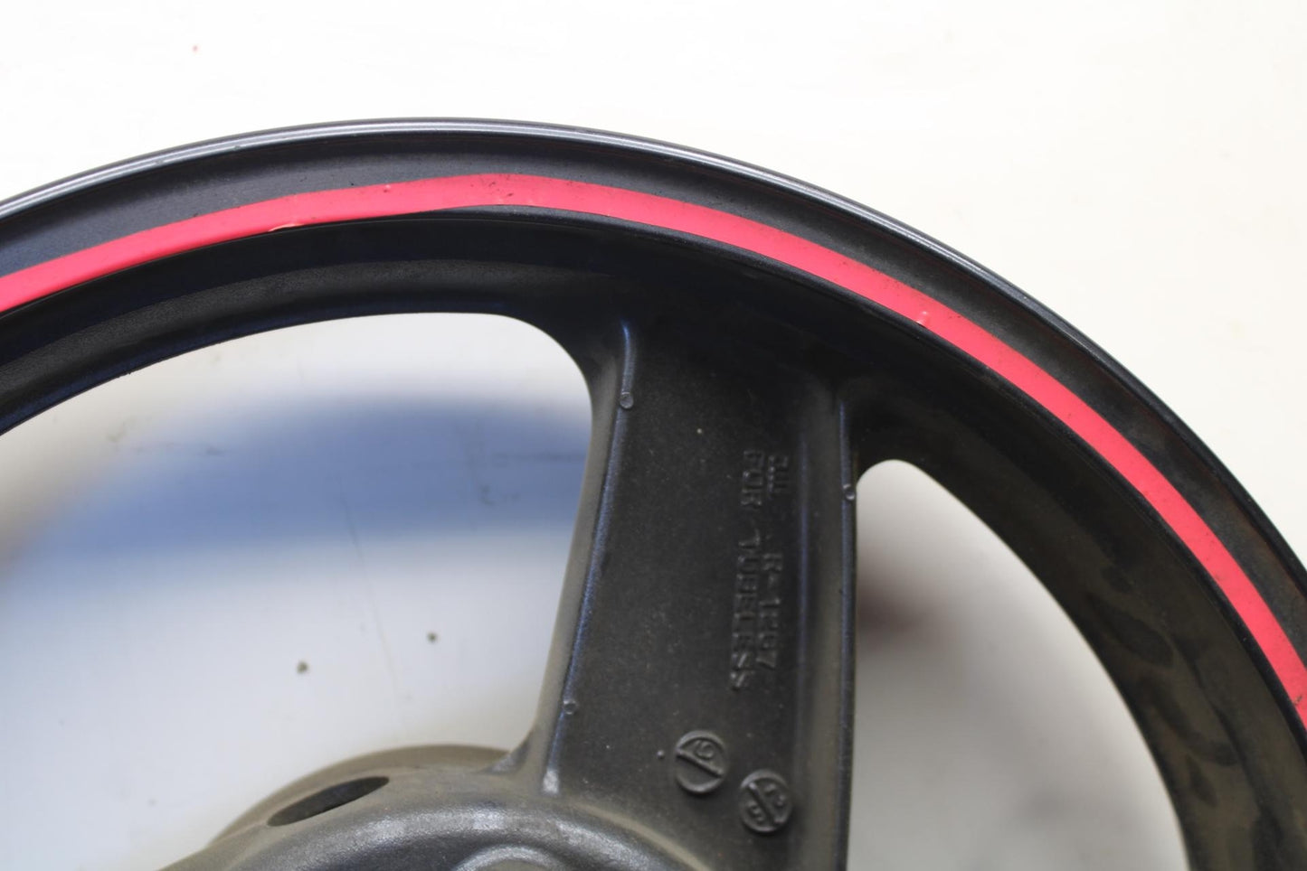 90-07 KAWASAKI ZZR 250 REAR WHEEL RIM BB298