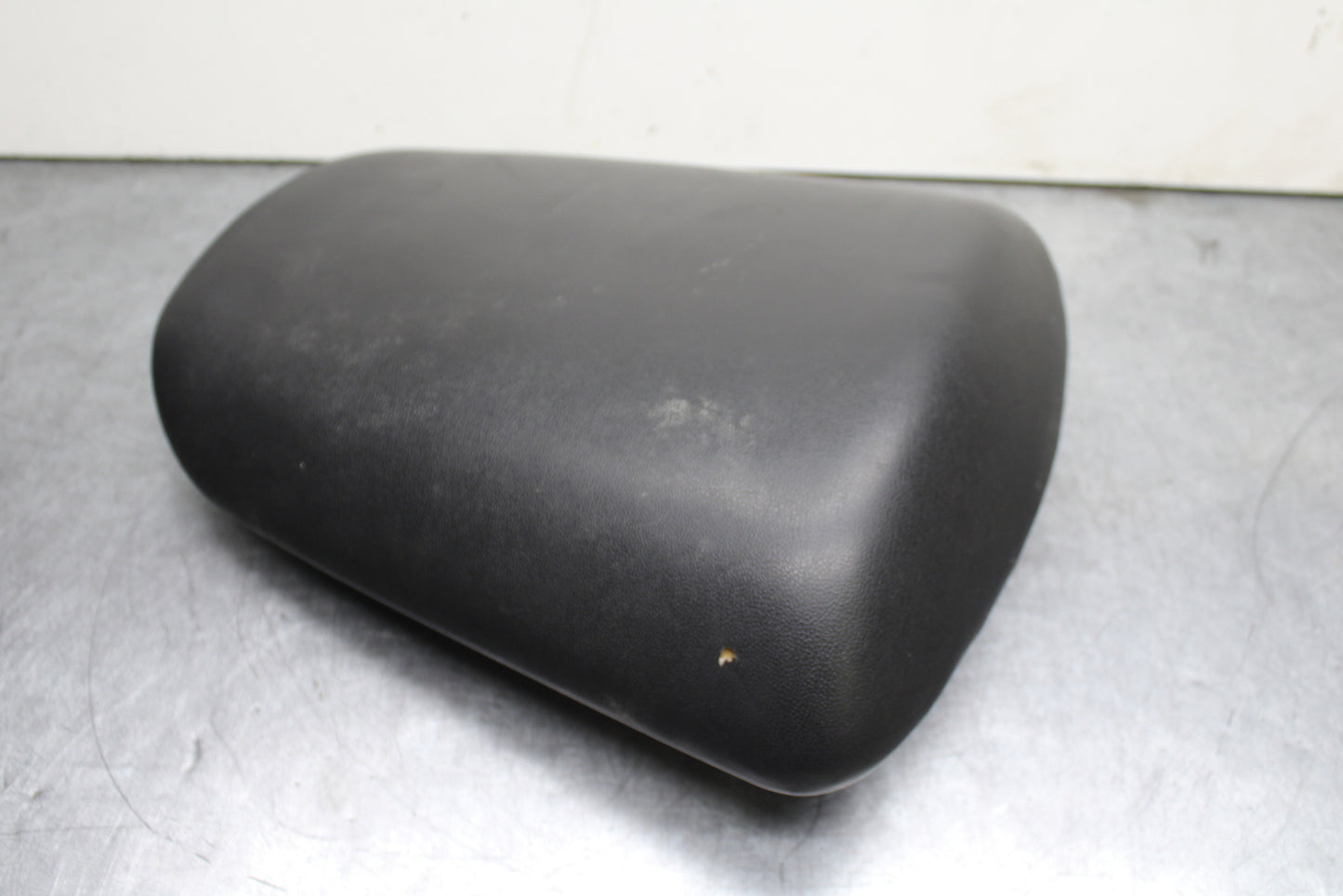 00-02 KAWASAKI NINJA ZX6R REAR BACK PASSENGER TANDEM SEAT SADDLE PILLION  BB750