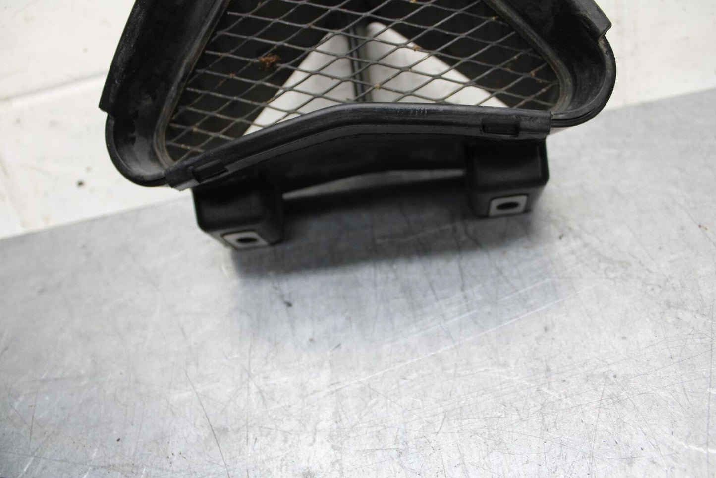08-09 KAWASAKI NINJA ZX14R AIR INTAKE GRILL BB73