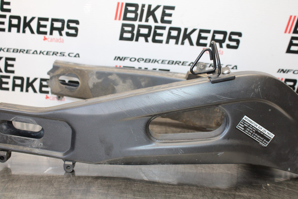 22-25 YAMAHA YZF R7 REAR SWINGARM BACK SUSPENSION SWING ARM BB182