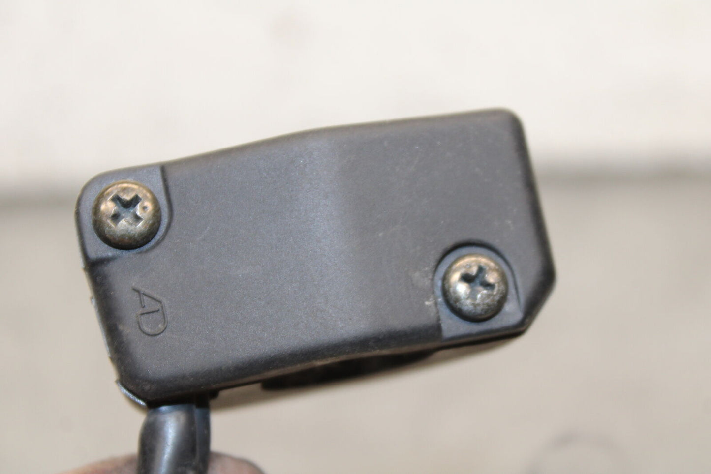 06 YAMAHA YZF R6 RIGHT CLIP ON HANDLE KILL OFF START SWITCH SWITCHES BB716