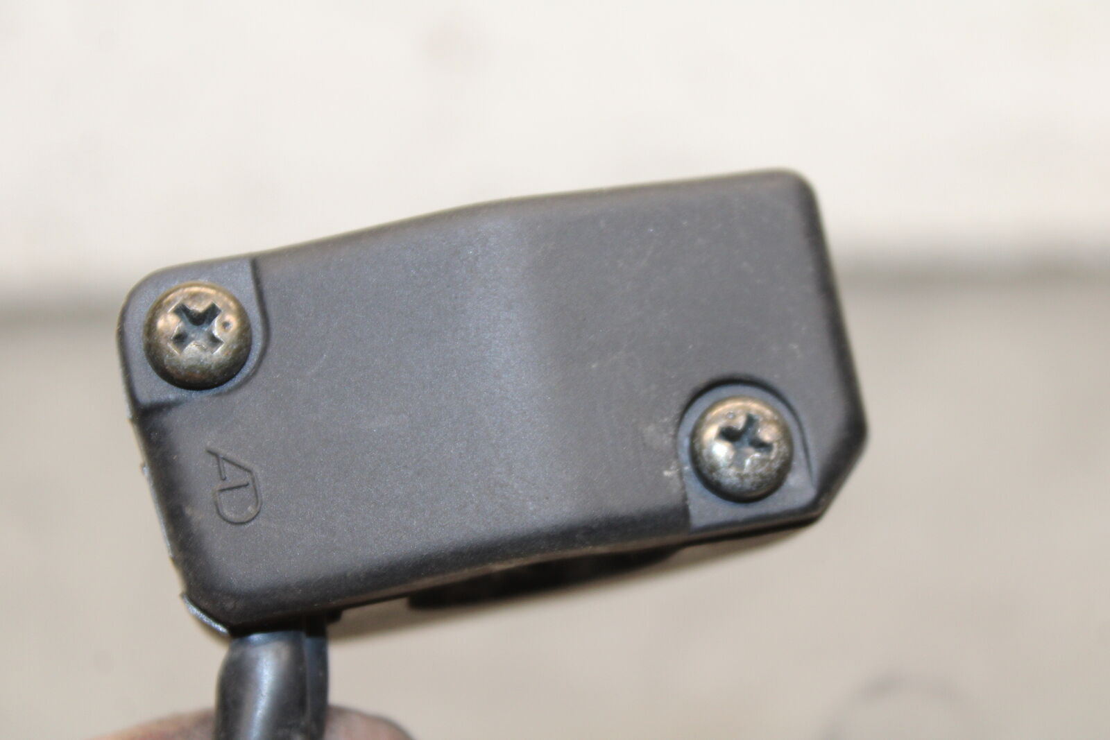 06 YAMAHA YZF R6 RIGHT CLIP ON HANDLE KILL OFF START SWITCH SWITCHES BB716