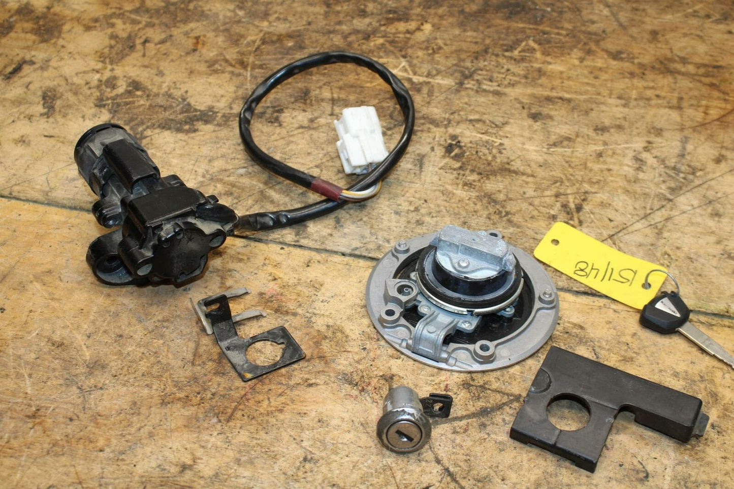 13-18 KAWASAKI NINJA ZX6R IGNITION LOCK KEY SET W/ GAS CAP AND SEAT LOCK BB342