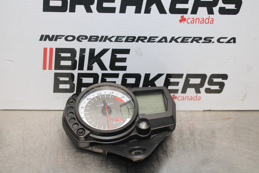 08-10 SUZUKI GSXR 600 SPEEDO GAUGES DISPLAY CLUSTER SPEEDOMETER TACHOMETER BB202