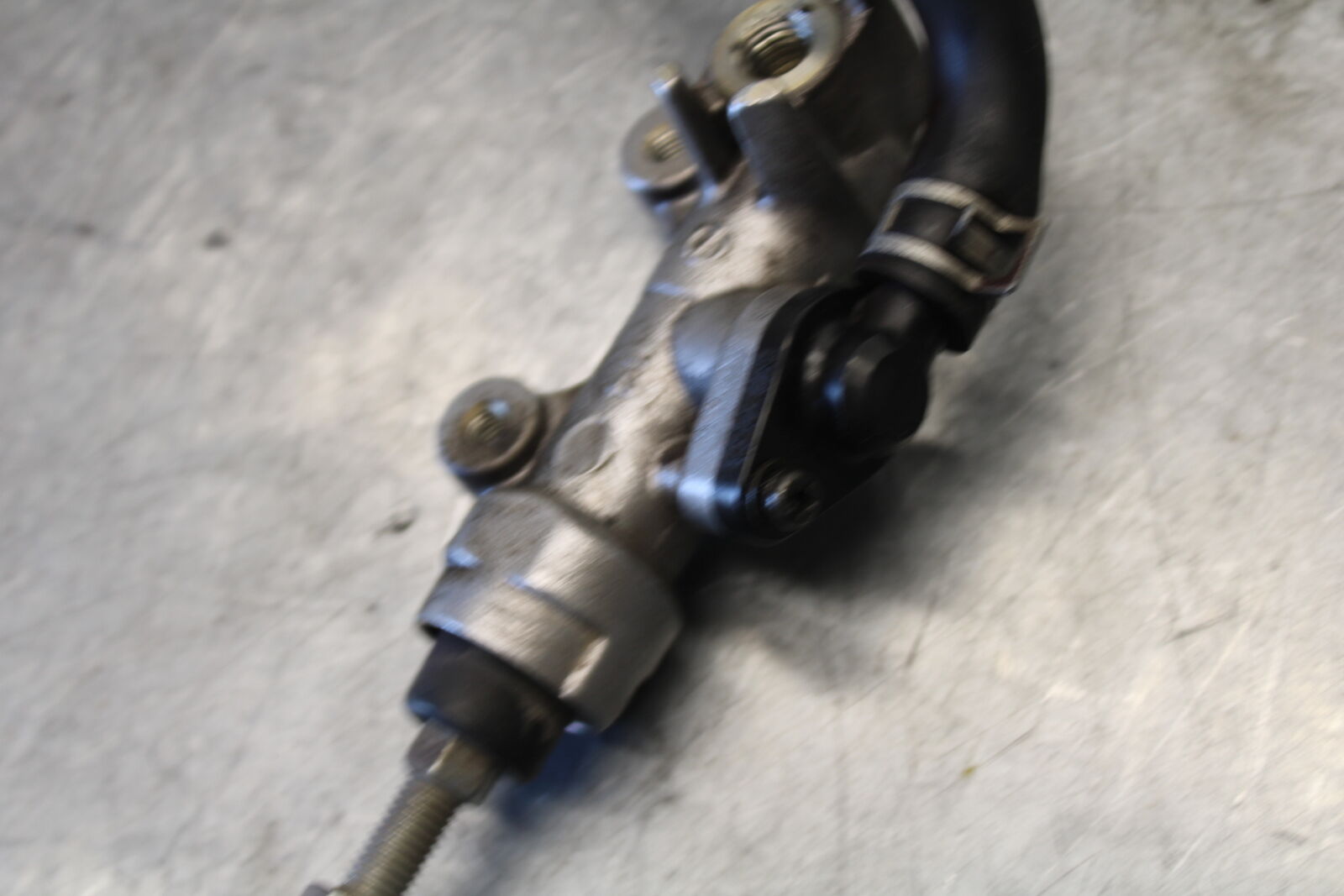 03-07 SUZUKI SV1000S REAR BACK BRAKE MASTER CYLINDER W RESERVOIR BB657