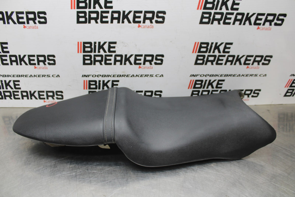 98-05 HONDA SUPER HAWK 1000 VTR1000F FRONT REAR SEAT SADDLE BB821