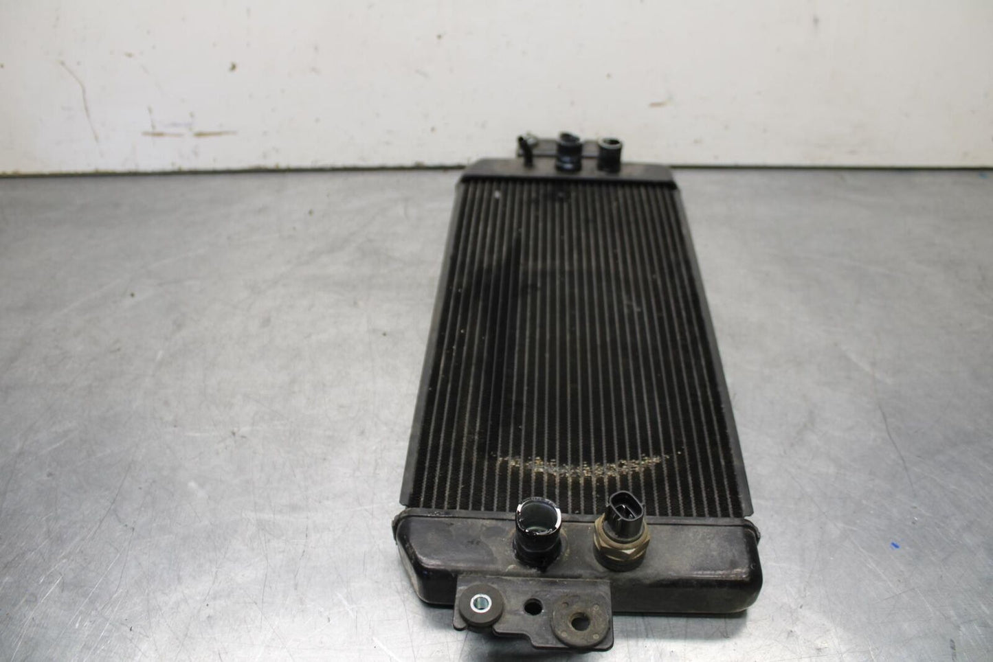 2013 Suzuki Boulevard C50T ENGINE COOLER COOLING RADIATOR 17710-40H10 BB625