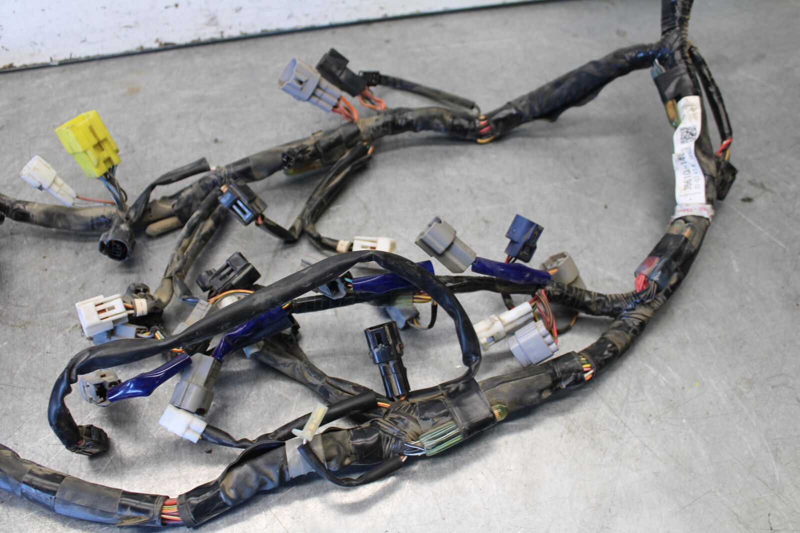 11-24 SUZUKI GSXR750 MAIN ENGINE WIRING HARNESS MOTOR WIRE LOOM BB687